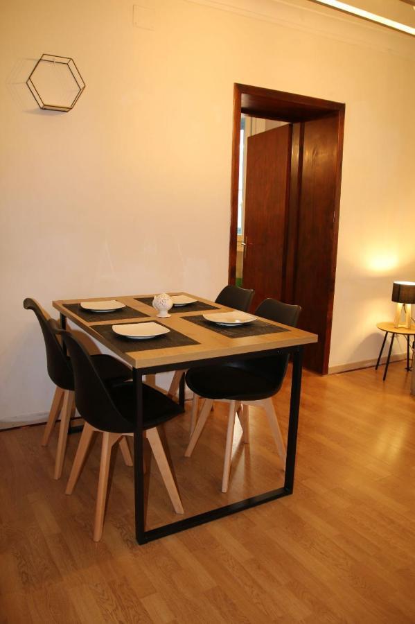 Amira Apartments トラーパニ エクステリア 写真