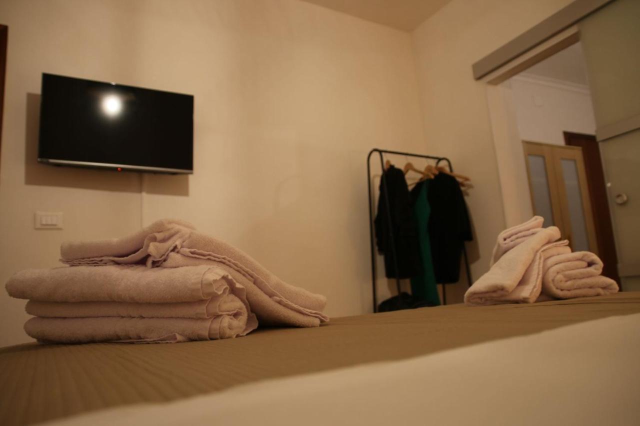 Amira Apartments トラーパニ エクステリア 写真